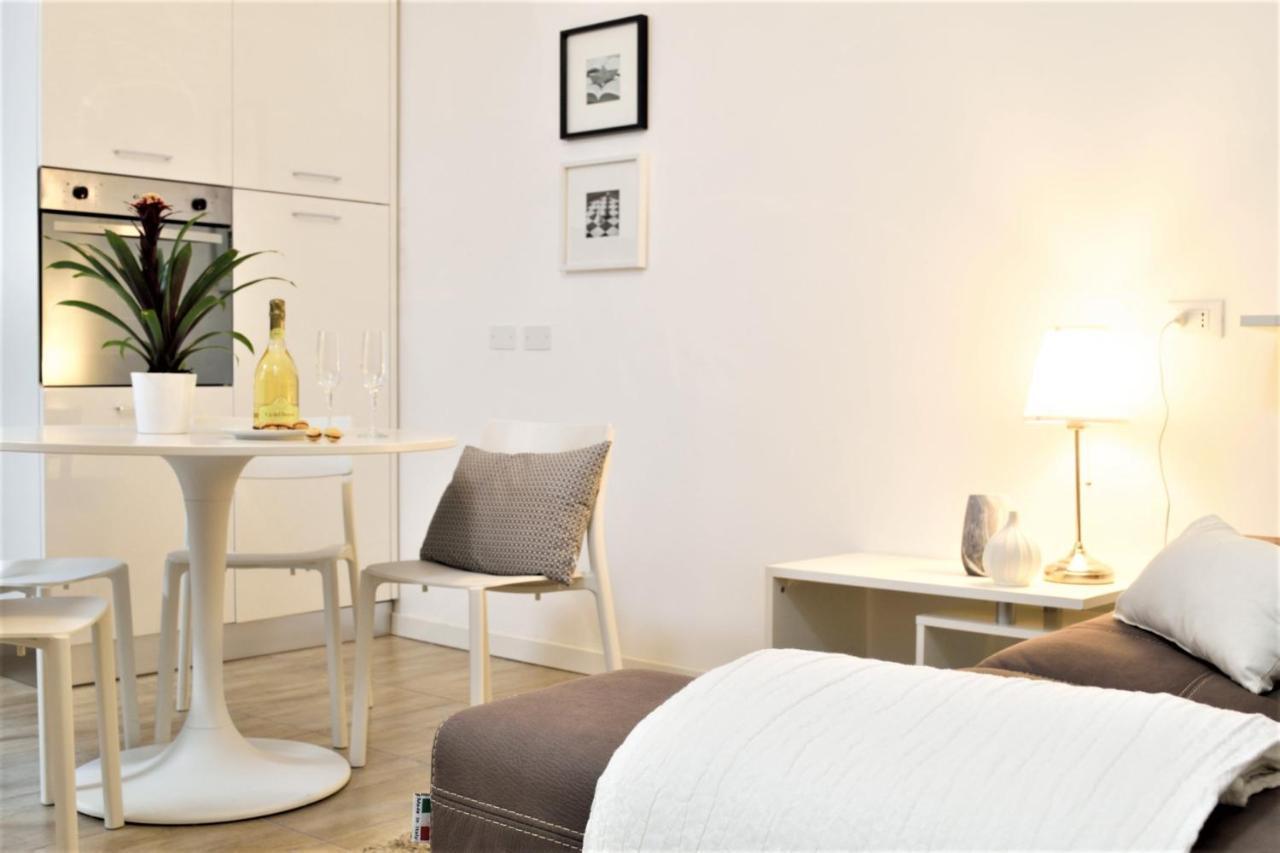 Easylife - Caloroso Bilocale Con Spazio Esterno In Zona Nolo Apartamento *